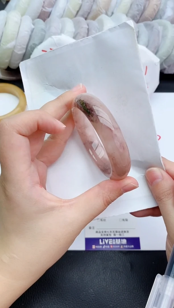 未镶嵌手镯石英质玉瑕疵145+52/53