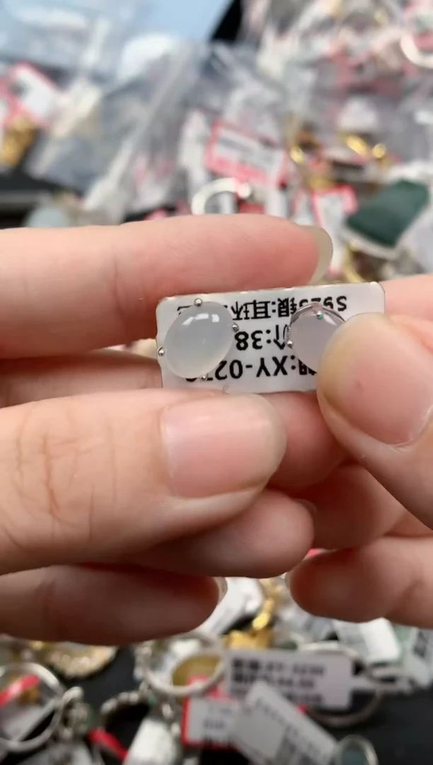翡翠戒指银S925镶嵌天然缅甸翡翠