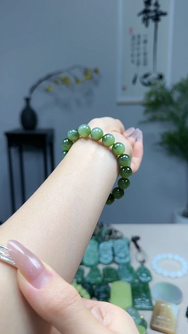 未镶嵌和田玉挂件12