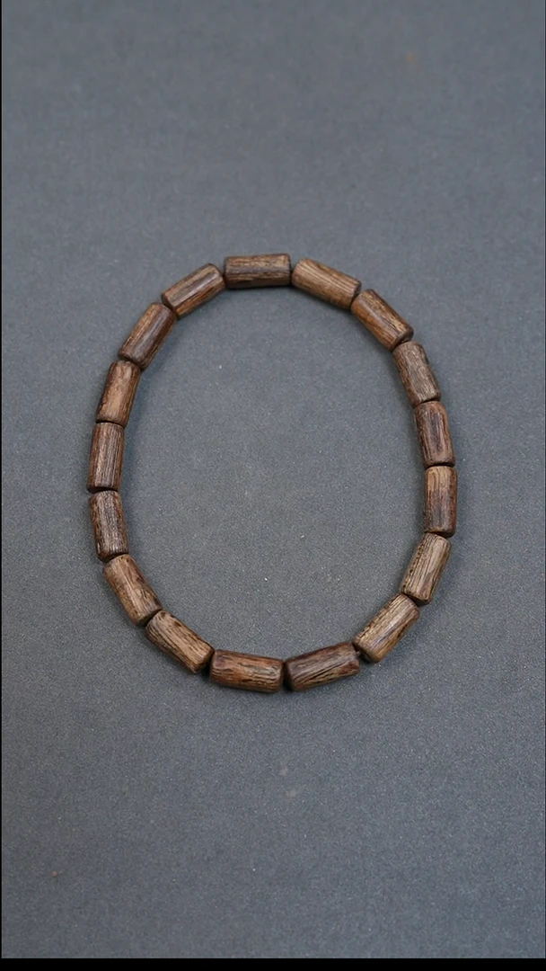 沉香沉香碎屑芽庄都彭九分沉桶珠3.69g