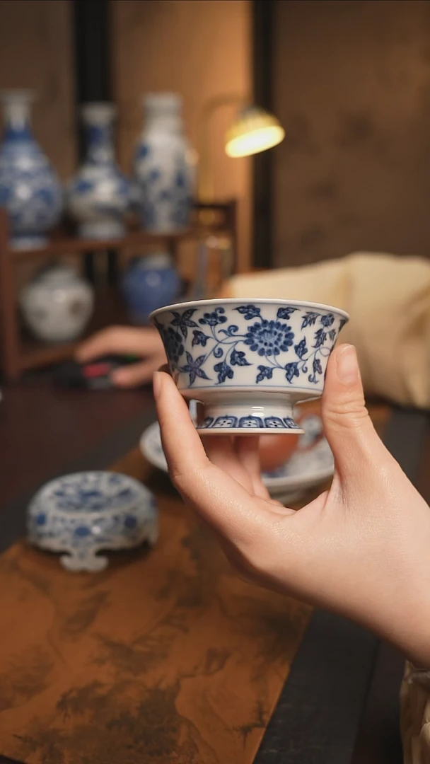 【闪购商品】元煦和晓缠枝花卉高足杯
