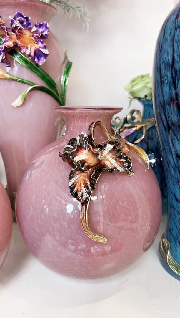 金属幸福鸢尾矮花瓶咖