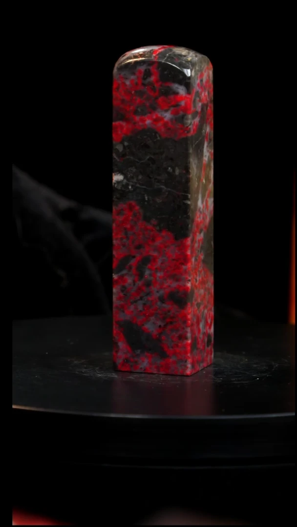 鸡血石刘关张印章旬阳