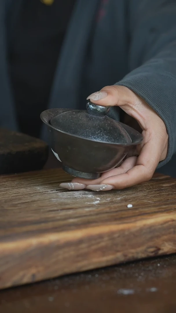 【闪购商品】浪鬼柴烧鬼小柴盖碗