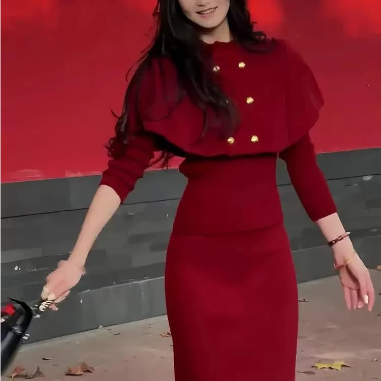 【斗篷+上衣+半身裙三件套】富家千金气质安哥拉红纯色套装打底外穿