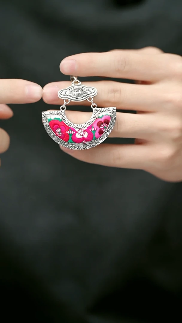 织绣89黔东南苗族刺绣