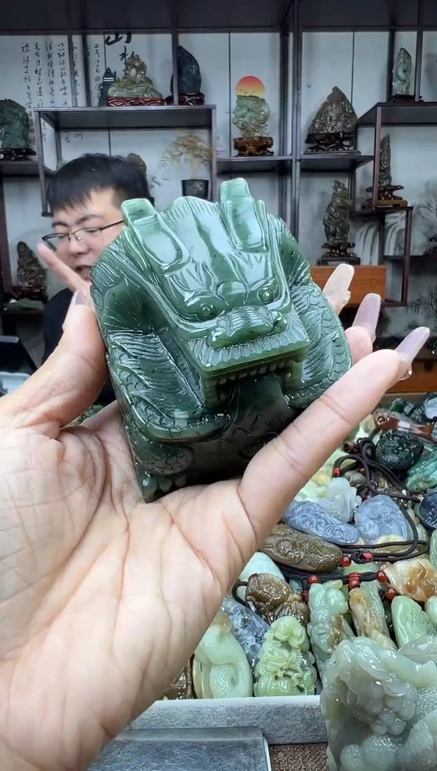 未镶嵌和田玉把件1