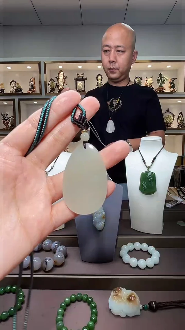 和田玉未镶嵌挂件苏