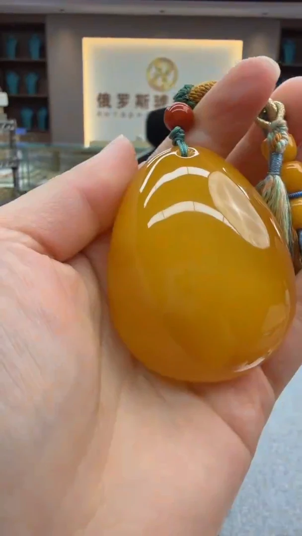 琥珀颈饰未镶嵌387秒拍号 假一罚三