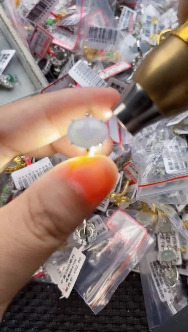 翡翠戒指银S925镶嵌1200000   10