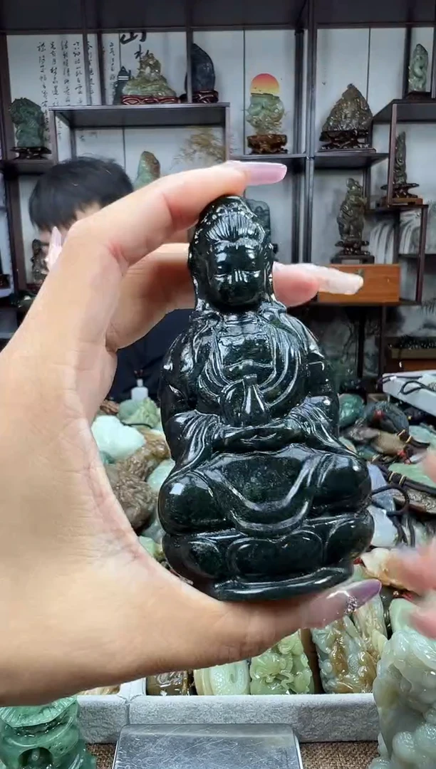 未镶嵌和田玉把件1
