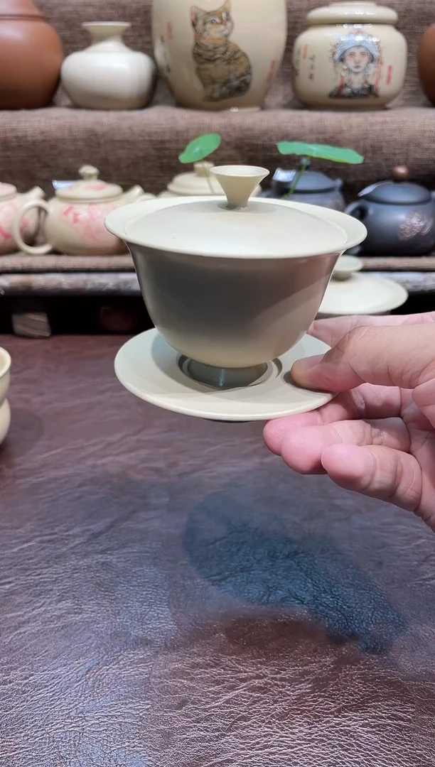 泥塑王宇白泥元宝盖碗130cc二手