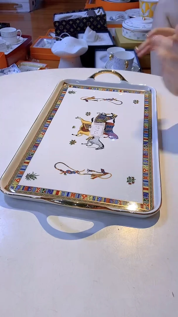 鸿辉家品牌瓷器，京东包邮！