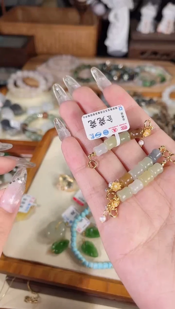 吊坠(不含链)银S925镶嵌和田玉多样性发货其一孤品默认微瑕