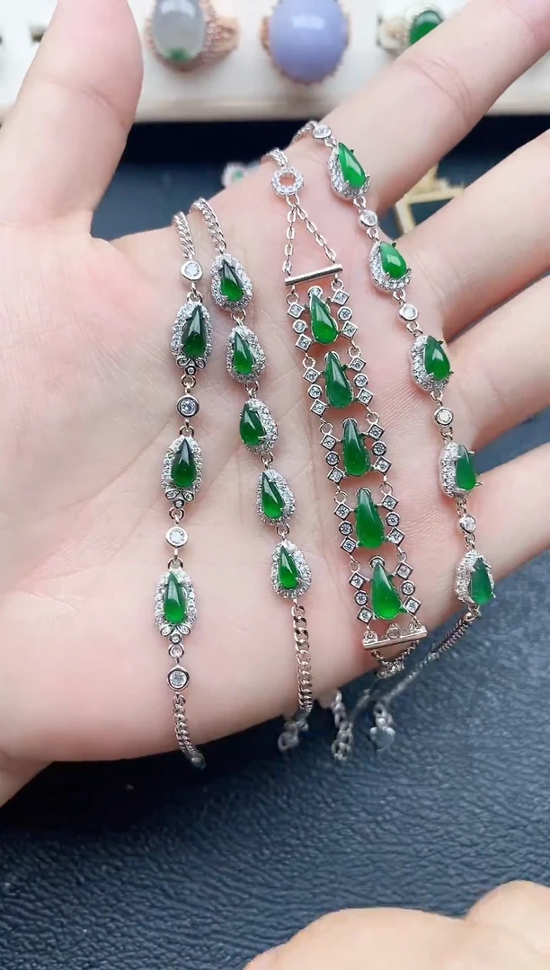 【闪购商品】翡翠戒指银S925镶嵌111111