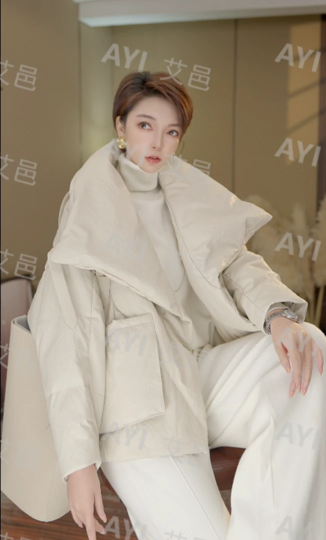 艾邑24新款羊皮外壳鹅绒大翻领羊皮鹅绒短外套女1202KJ-X