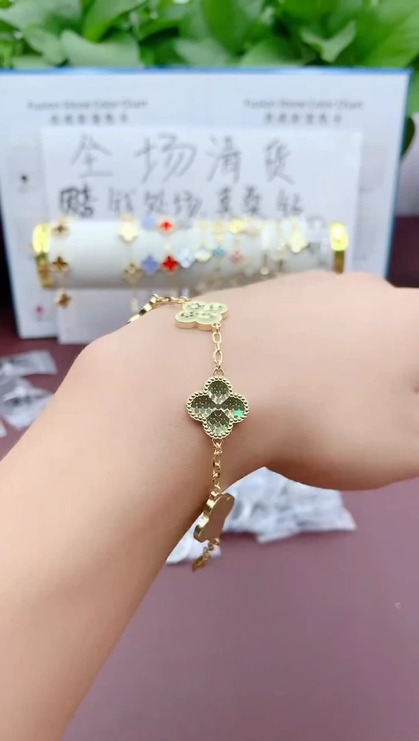 合成碳硅石800银金色四叶草手链