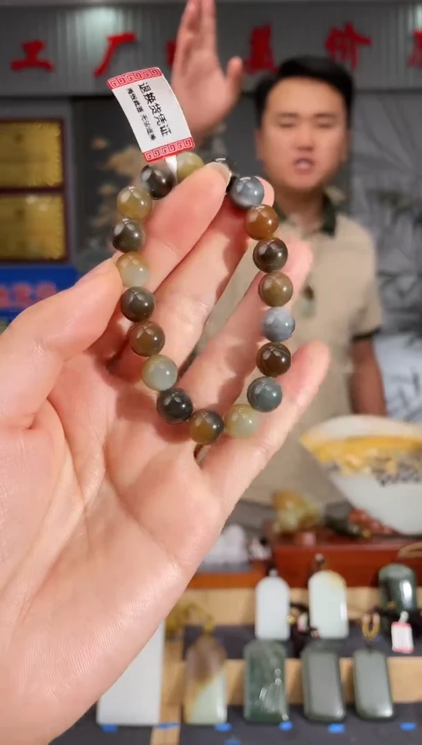 和田玉未镶嵌颈饰10