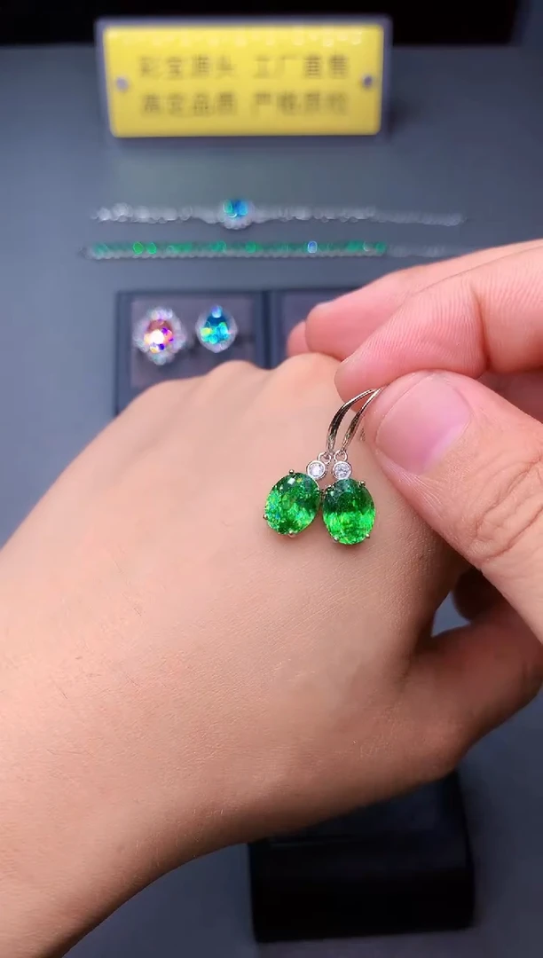 绿色碧玺耳饰银S925镶嵌00