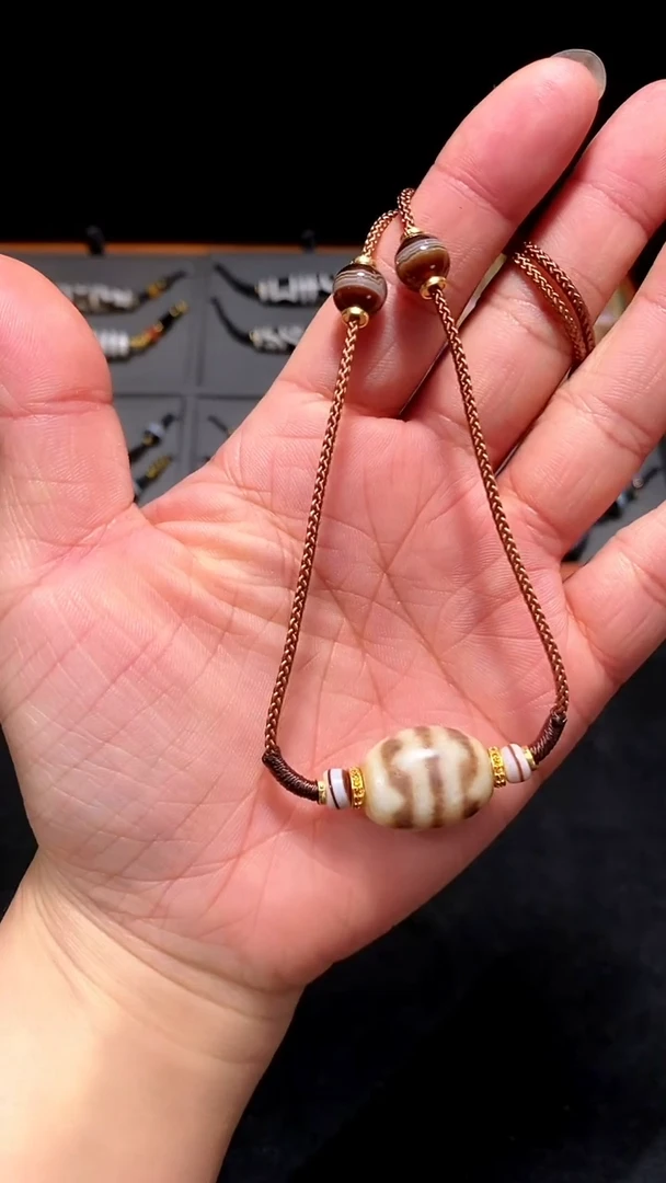 【闪购商品】柏香籽/百香籽吊坠项链