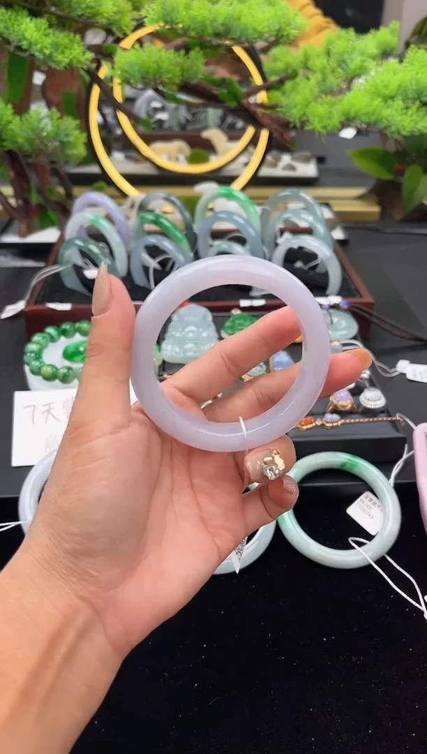 未镶嵌手镯翡翠手镯