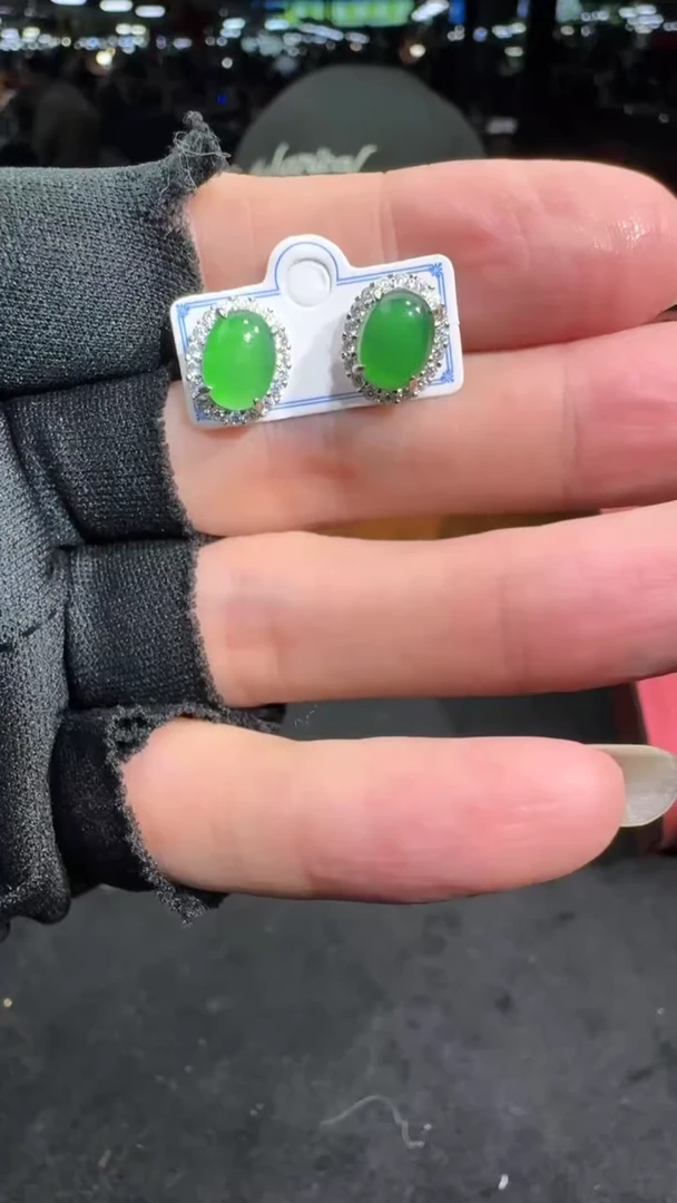 未镶嵌翡翠耳饰0249275765多样性发货