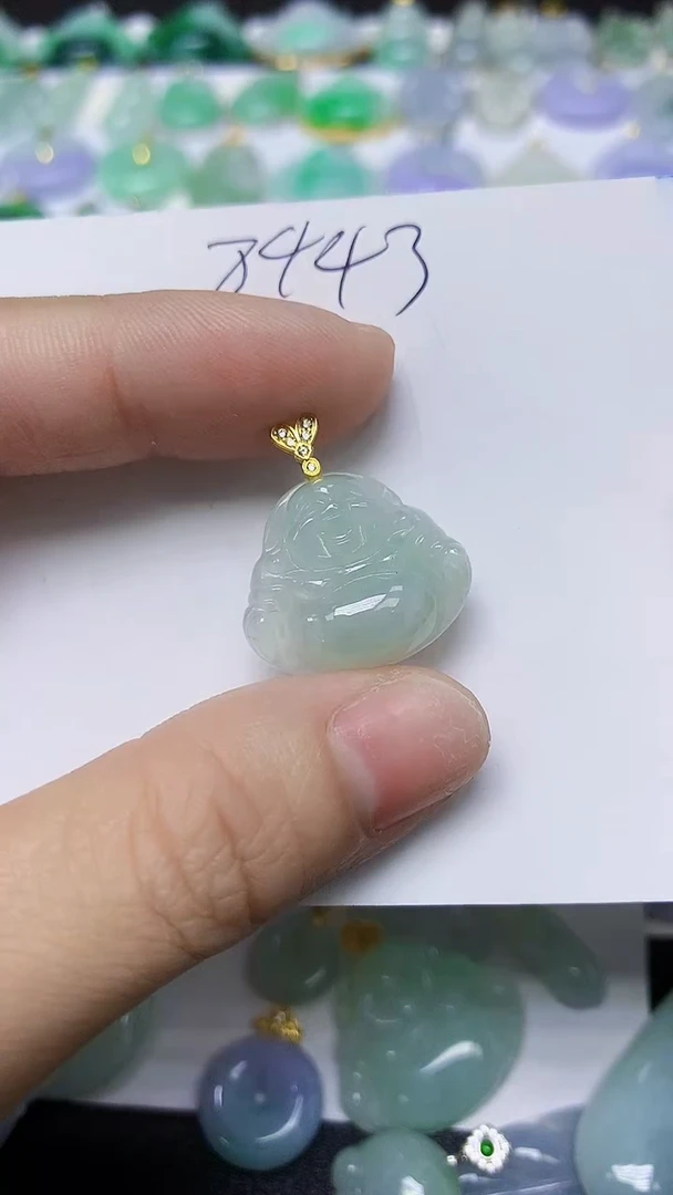 翡翠未镶嵌颈饰 天然缅甸翡翠A货