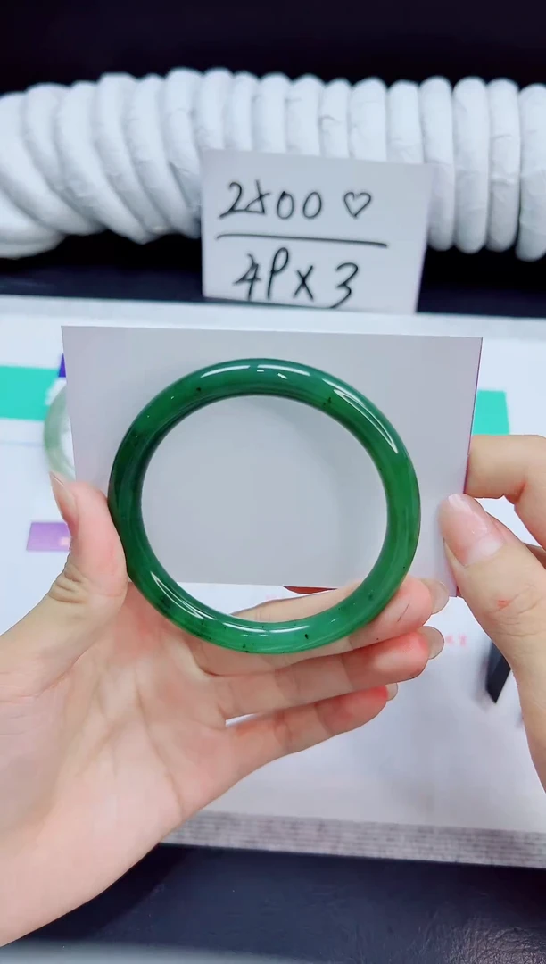 未镶嵌手镯和田玉90/62