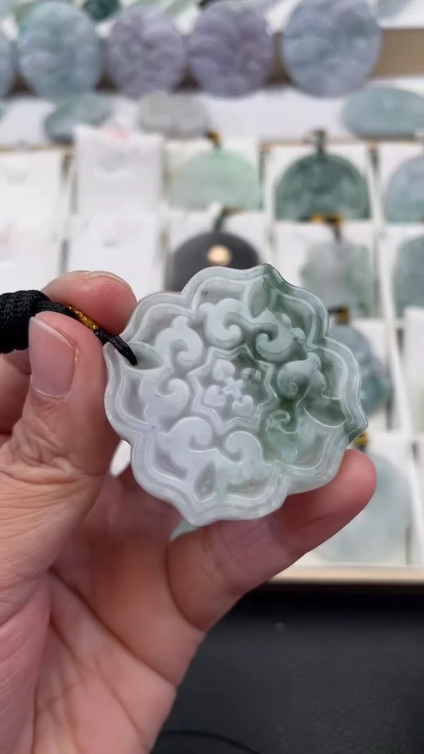 颈饰未镶嵌翡翠天然缅甸翡翠A货406