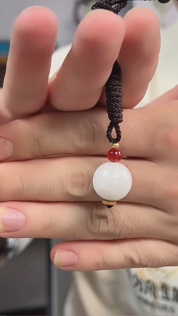 和田玉未镶嵌颈饰转转珠