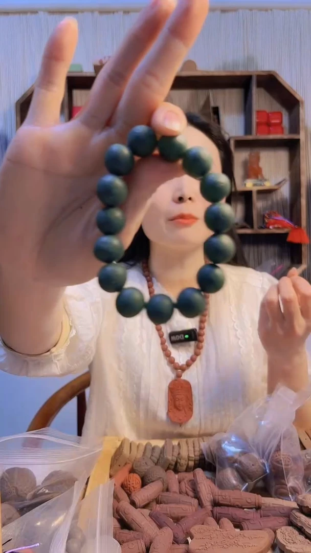 【闪购商品】泥塑青龙醒心香方手串1.5