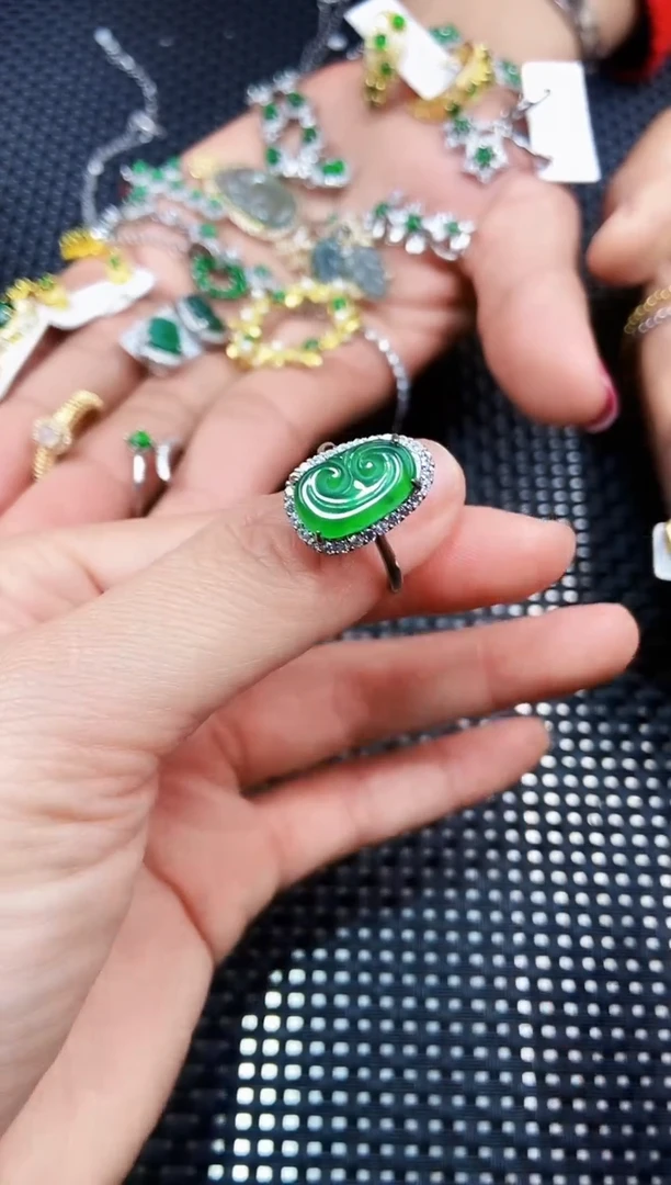 【闪购商品】翡翠戒指未镶嵌11111111
