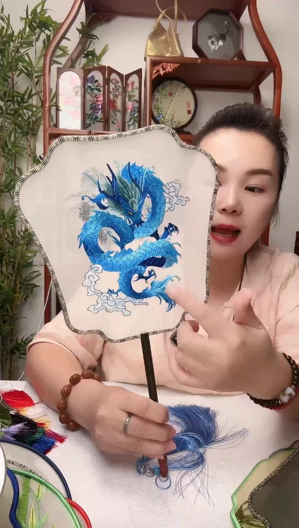 刺绣团扇双面非遗
