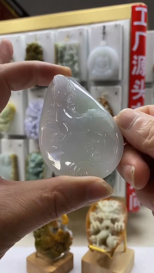 翡翠未镶嵌颈饰翡翠A货2025/7/1