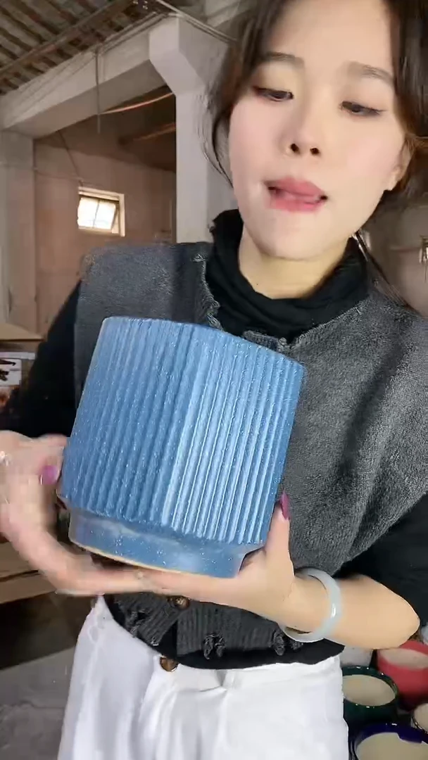 【闪购商品】陶瓷瑕疵 六边竖纹蓝点中M
