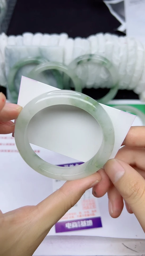 未镶嵌手镯石英质玉139-56/57