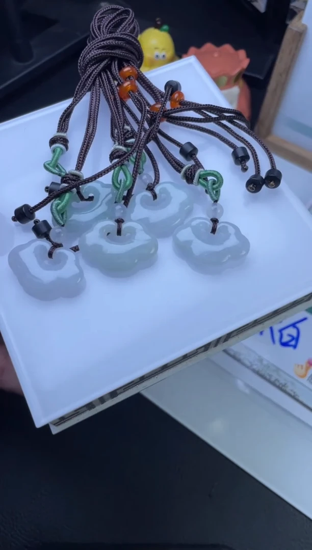 【闪购商品】翡翠挂件未镶嵌多样性发一件H3