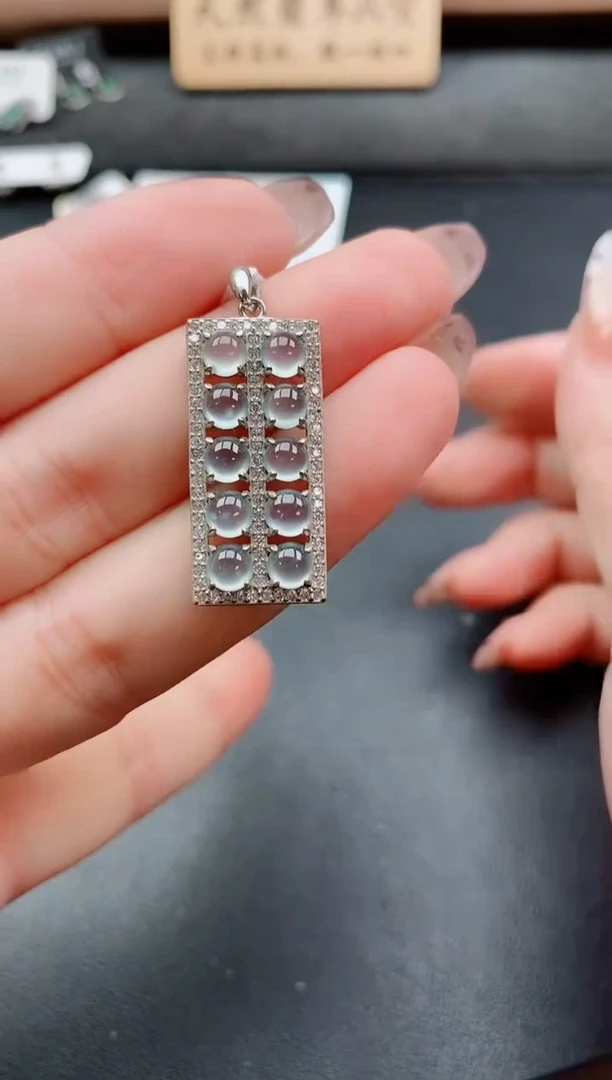 吊坠(赠链)银S925镶嵌翡翠1