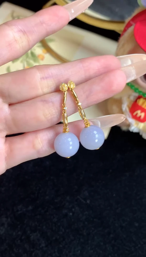 翡翠18K金镶嵌耳饰翡翠耳钉