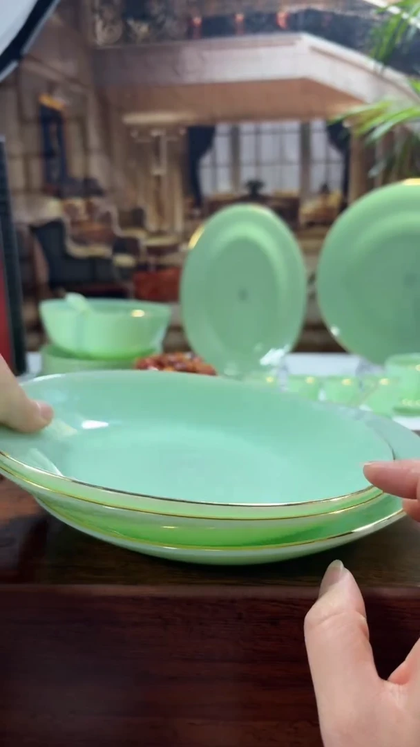 【闪购商品】.... 8英寸深盘4个  玉瓷【贝美】