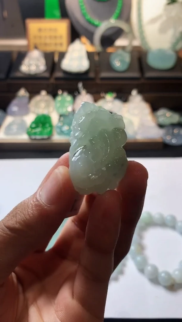 未镶嵌定制翡翠养*草 S毛货不退不换
