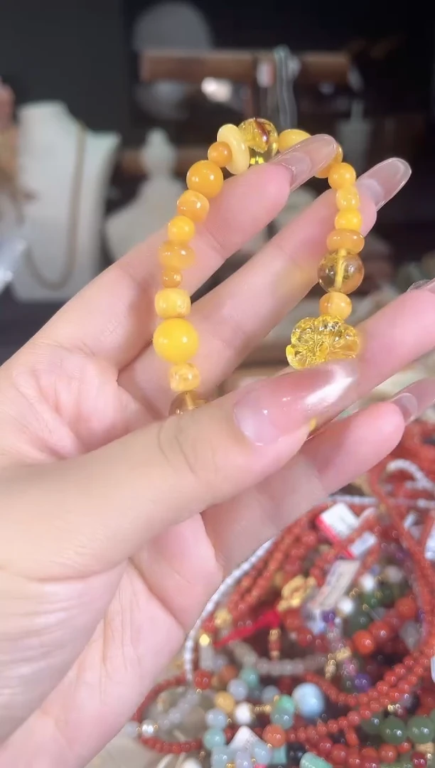 未镶嵌蜜蜡手链多样性发货其一