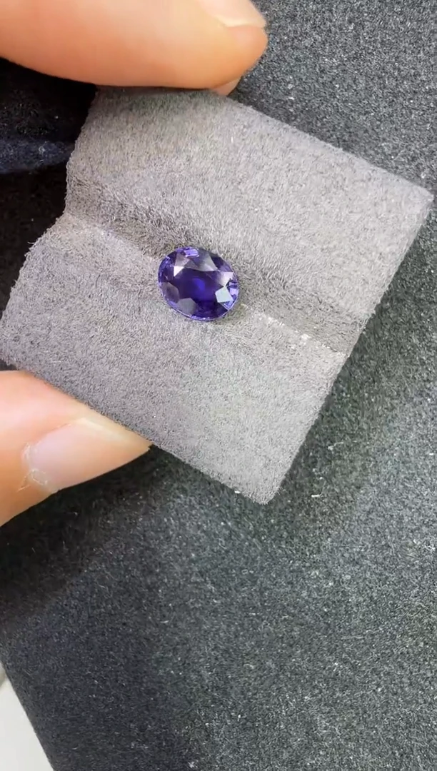 未镶嵌定制定制蓝宝石天然无烧1.62克拉紫色国际证书