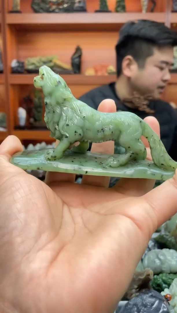 未镶嵌和田玉摆件1