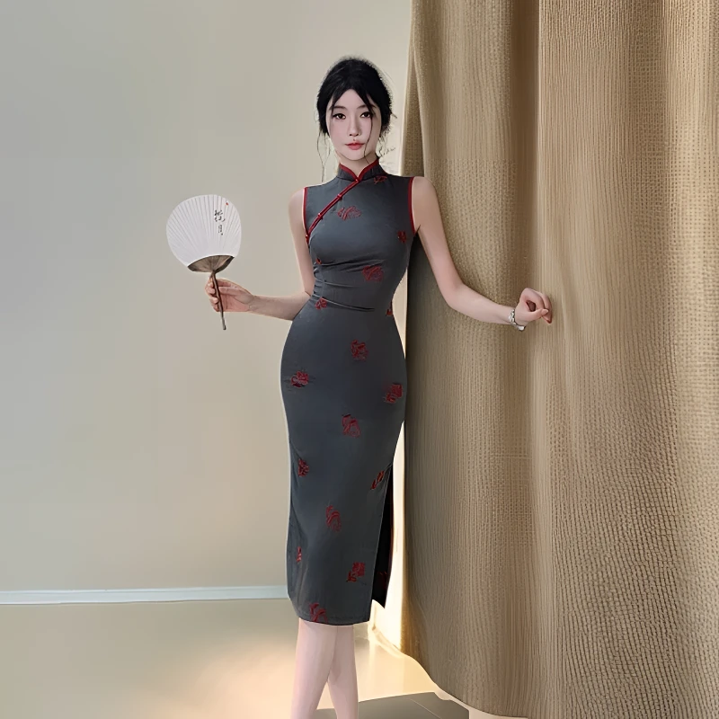 夏季最新款高级感新中式复古气质改良旗袍刺绣碎花无袖开叉包臀裙