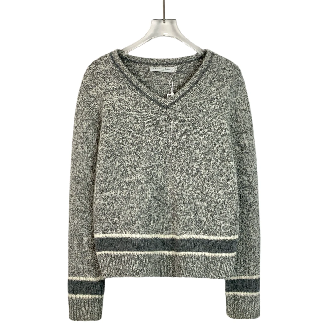 99新 DIOR/迪奥 H13471灰色经典logo羊毛混羊绒V领针织毛衣 36