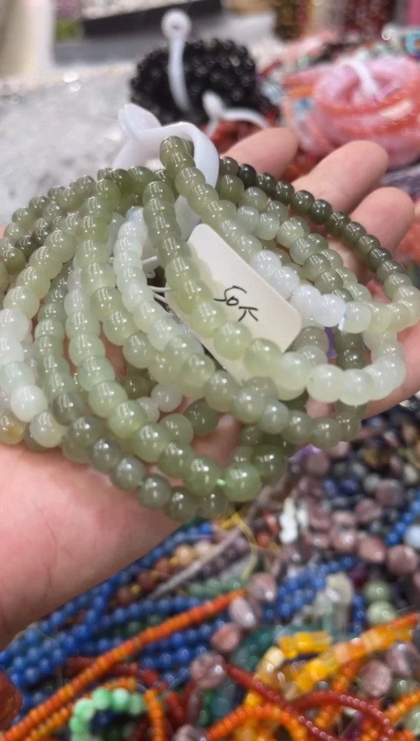 玛瑙/玉髓未镶嵌珠宝半成品手链一个