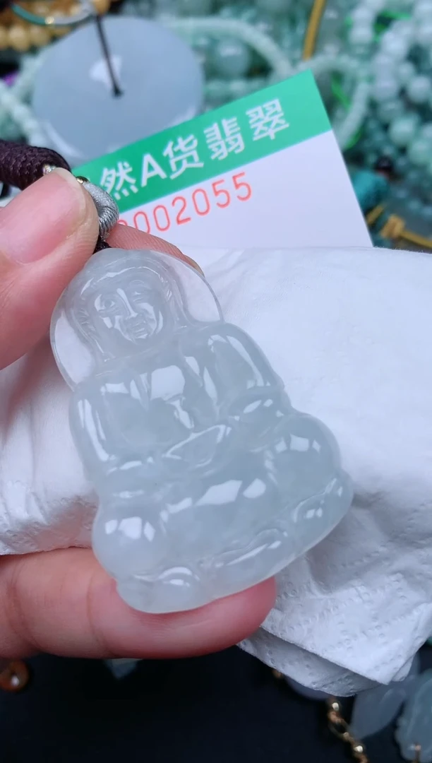 翡翠未镶嵌颈饰.0002055