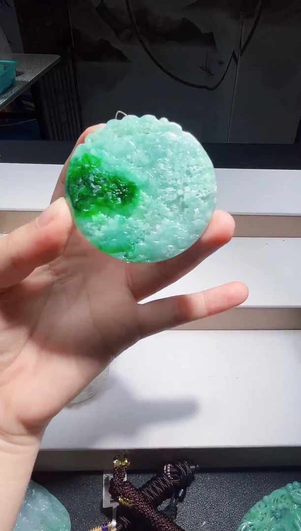 未镶嵌定制翡翠挂件