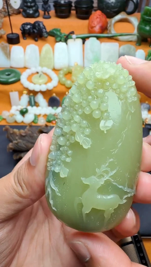 和田玉未镶嵌把件把件01